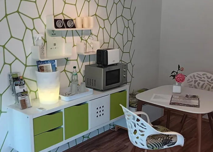 Unter Der Limburg In Bad Duerkheim-hausen Apartment *